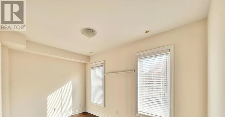 82 Hargrave Lane, Toronto, ON, M4N 0A4 - 11