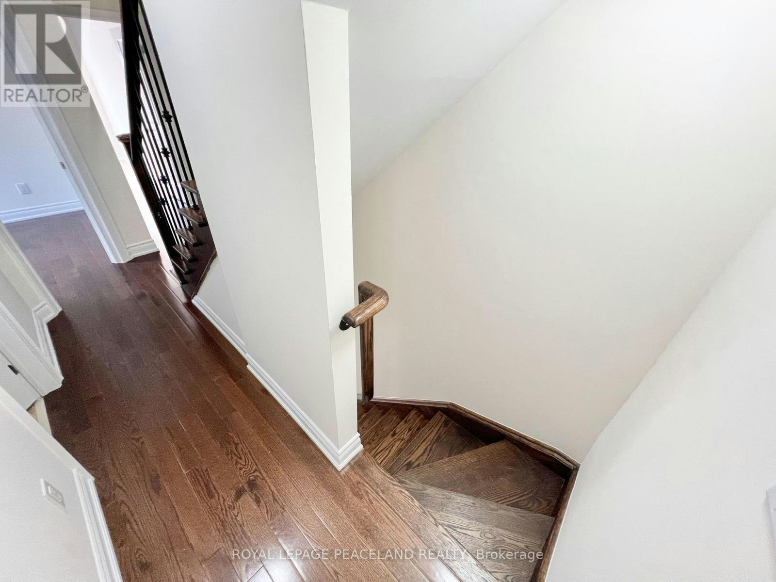 82 Hargrave Lane, Toronto, ON, M4N 0A4 - 7
