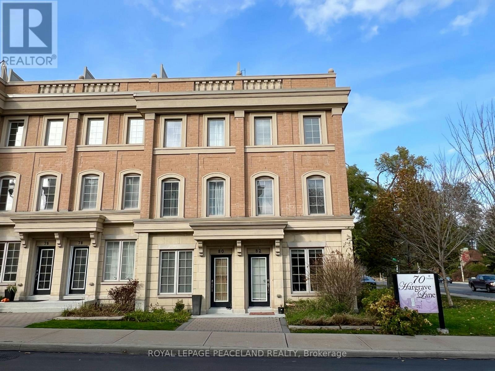 82 Hargrave Lane, Toronto, ON, M4N 0A4 - 2