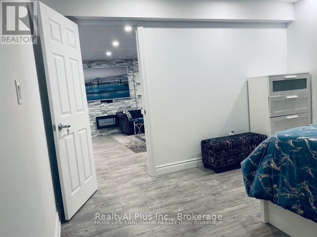 BSMT-80 Batchford Crescent, Markham, ON, L6B 0C2 - 12