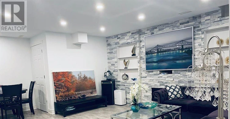 BSMT-80 Batchford Crescent, Markham, ON, L6B 0C2 - 4