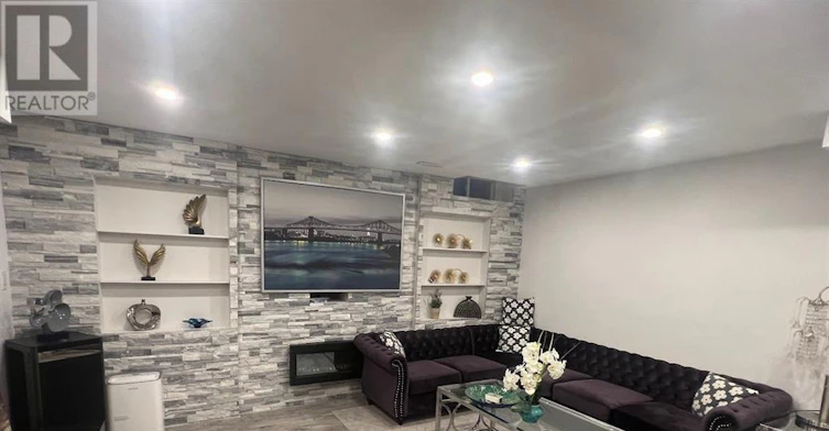 BSMT-80 Batchford Crescent, Markham, ON, L6B 0C2 - 3