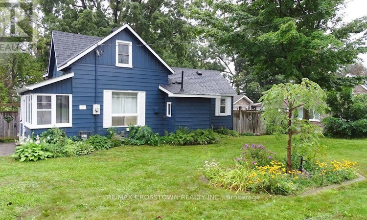 39 Grove Street W