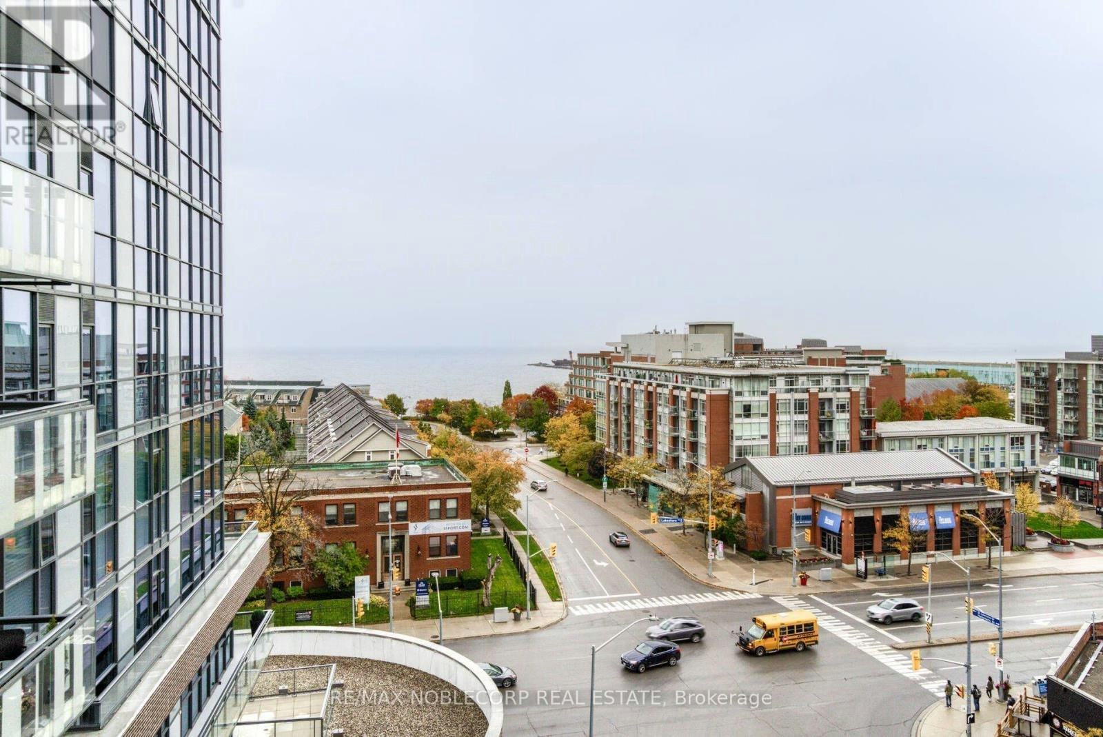 415-1 Hurontario Street, Mississauga, ON, L5G 0A3 - 39