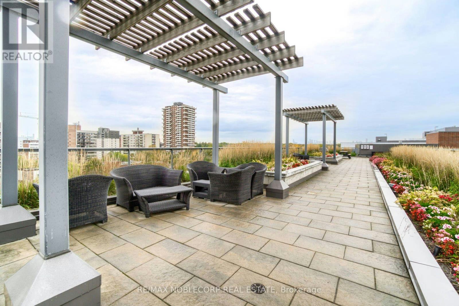415-1 Hurontario Street, Mississauga, ON, L5G 0A3 - 38