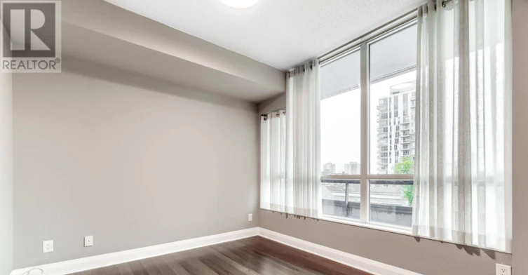 415-1 Hurontario Street, Mississauga, ON, L5G 0A3 - 32