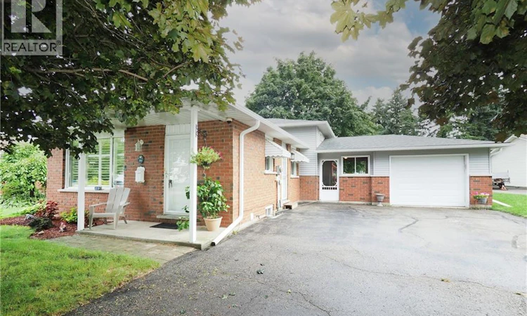 219 Foxhunt Road