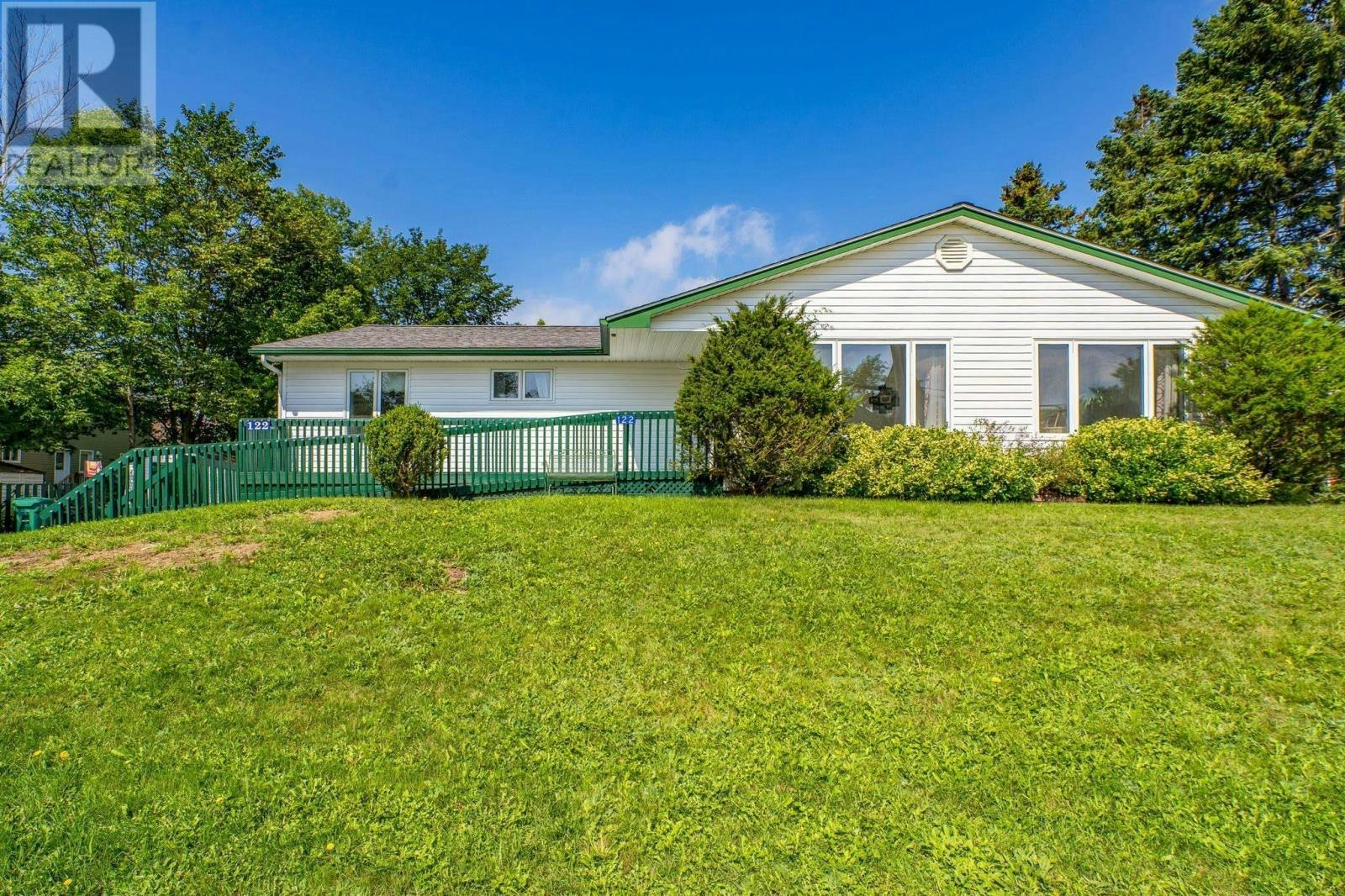 122 Victoria Street, Windsor, NS, B0N 2T0