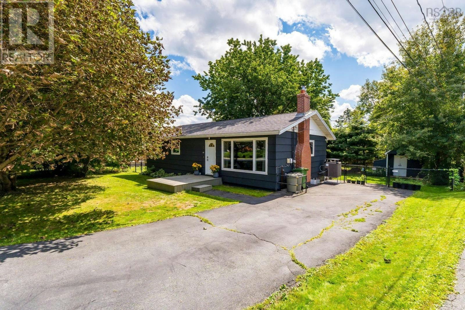 3 Rexdale Avenue, Halifax, NS, B3P 2B4