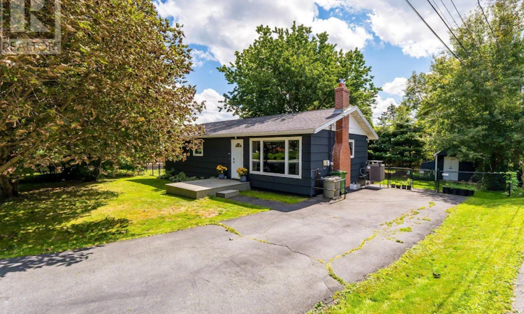 3 Rexdale Avenue