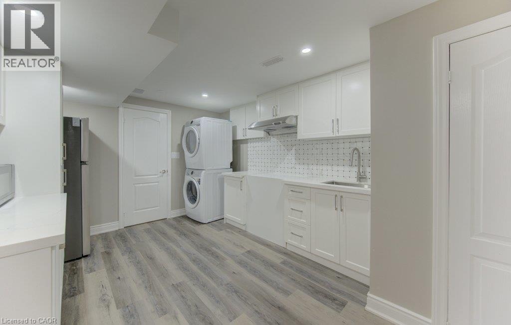 206 Forestwood Drive, Kitchener, ON, N2N 1B9 - 16