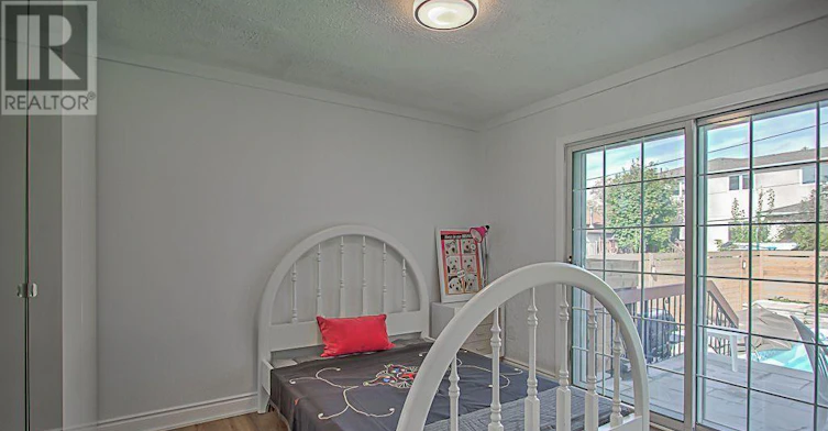 MAIN-14 Wareside Road, Toronto, ON, M9C 3B2 - 8