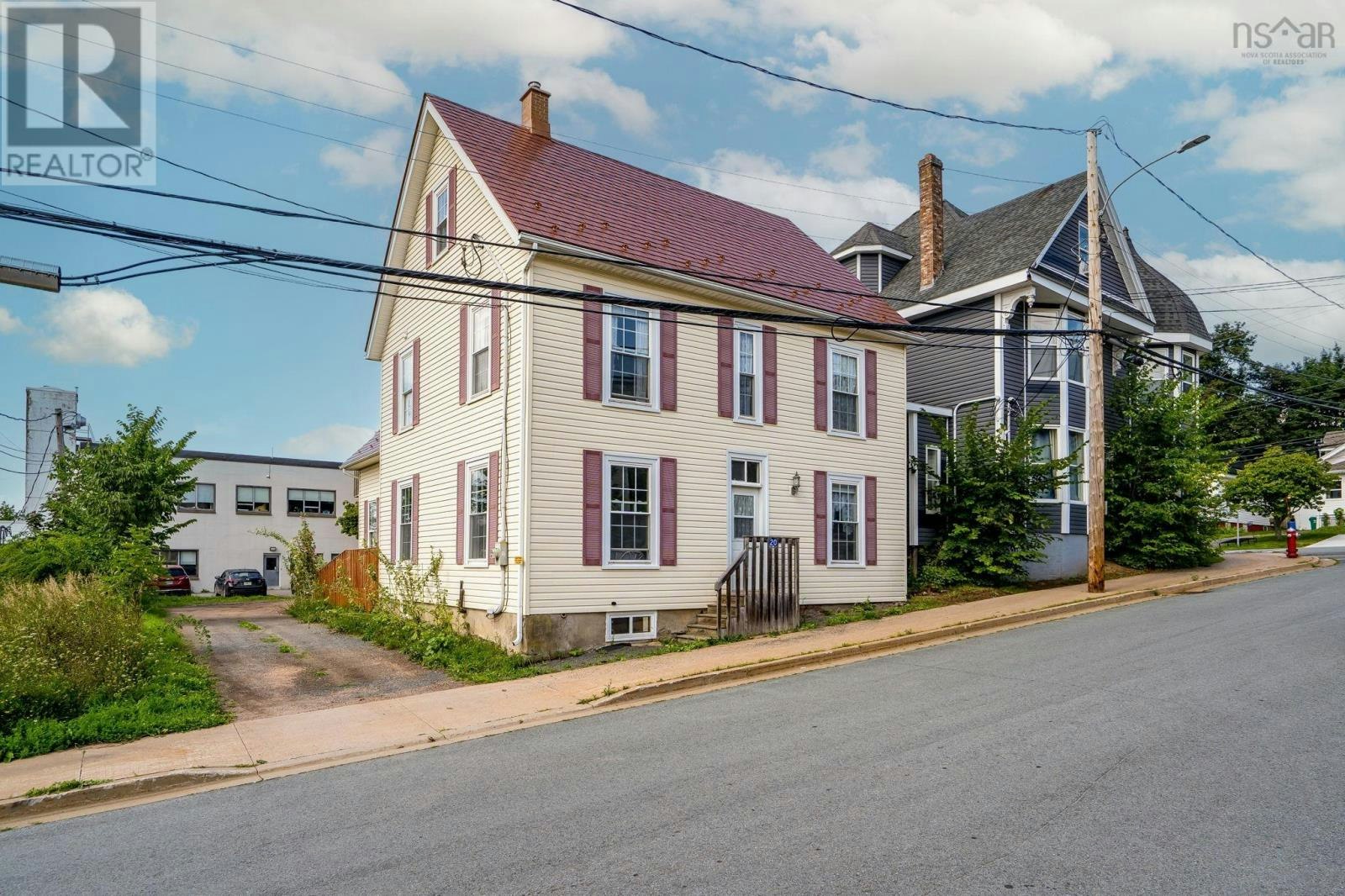 20 Gray Street, Windsor, NS, B0N 2T0