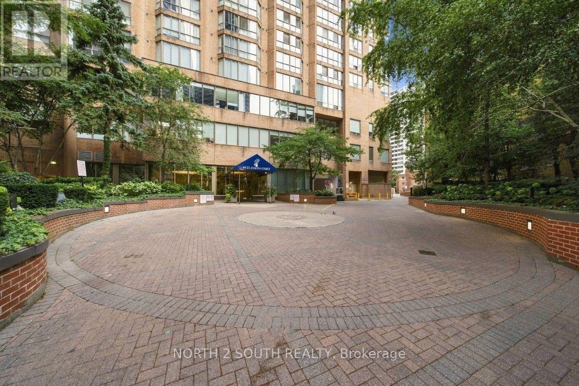 702-44 St Joseph Street, Toronto, ON, M4Y 2W4 - 3