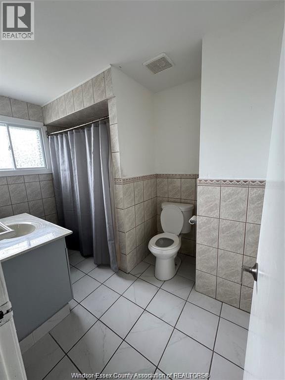 1176 Hall Avenue, Windsor, ON, N9A 2M9 - 11