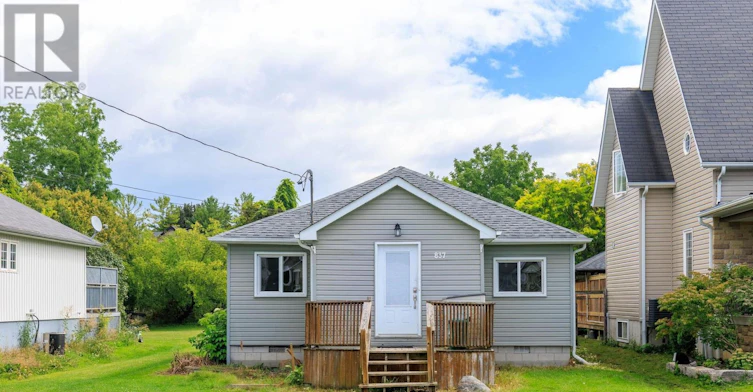 837 Montsell Avenue, Georgina, ON, L0E 1S0