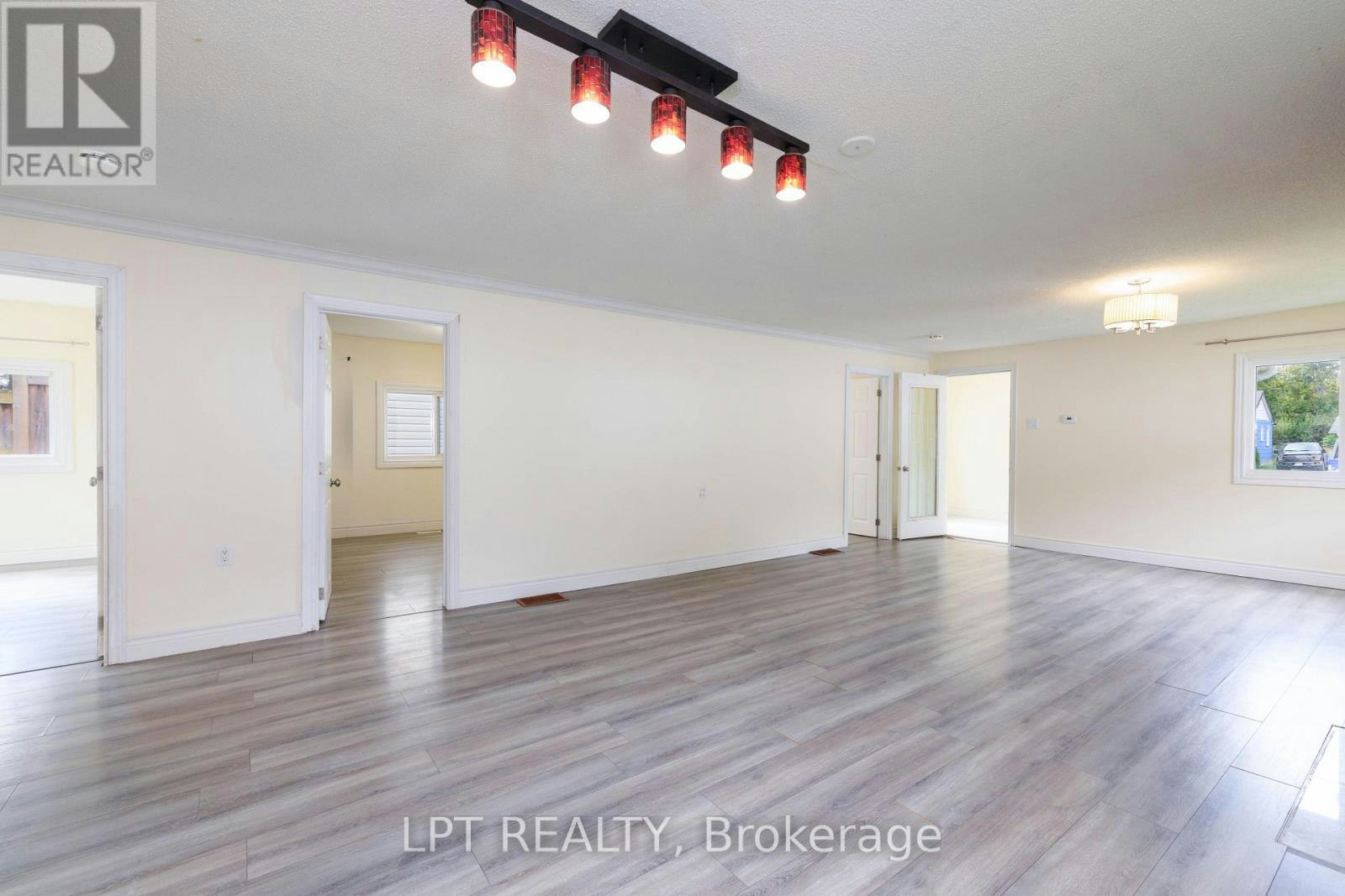 837 Montsell Avenue, Georgina, ON, L0E 1S0 - 9