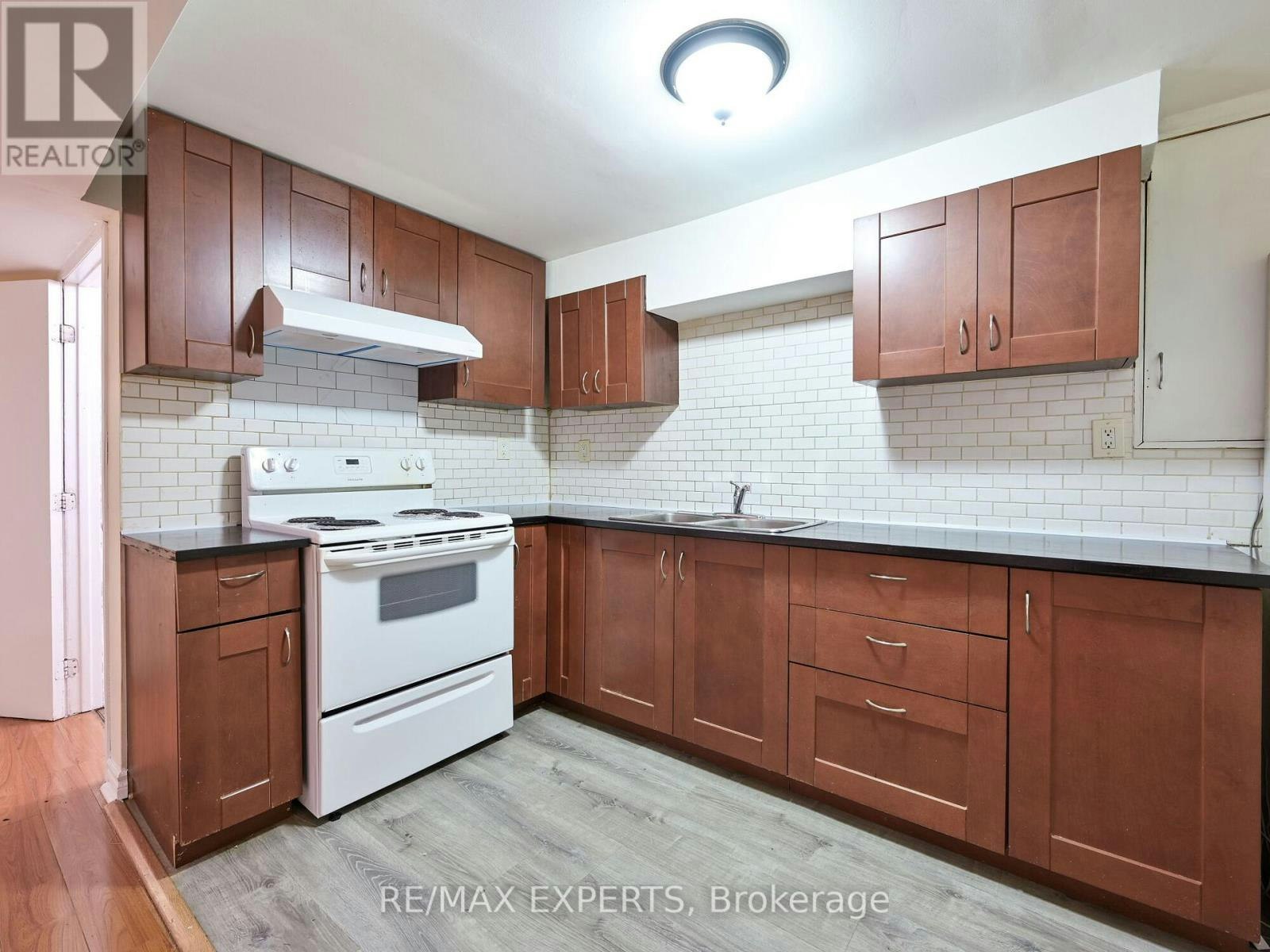 32 Morton Way, Brampton, ON, L6Y 2R7 - 9