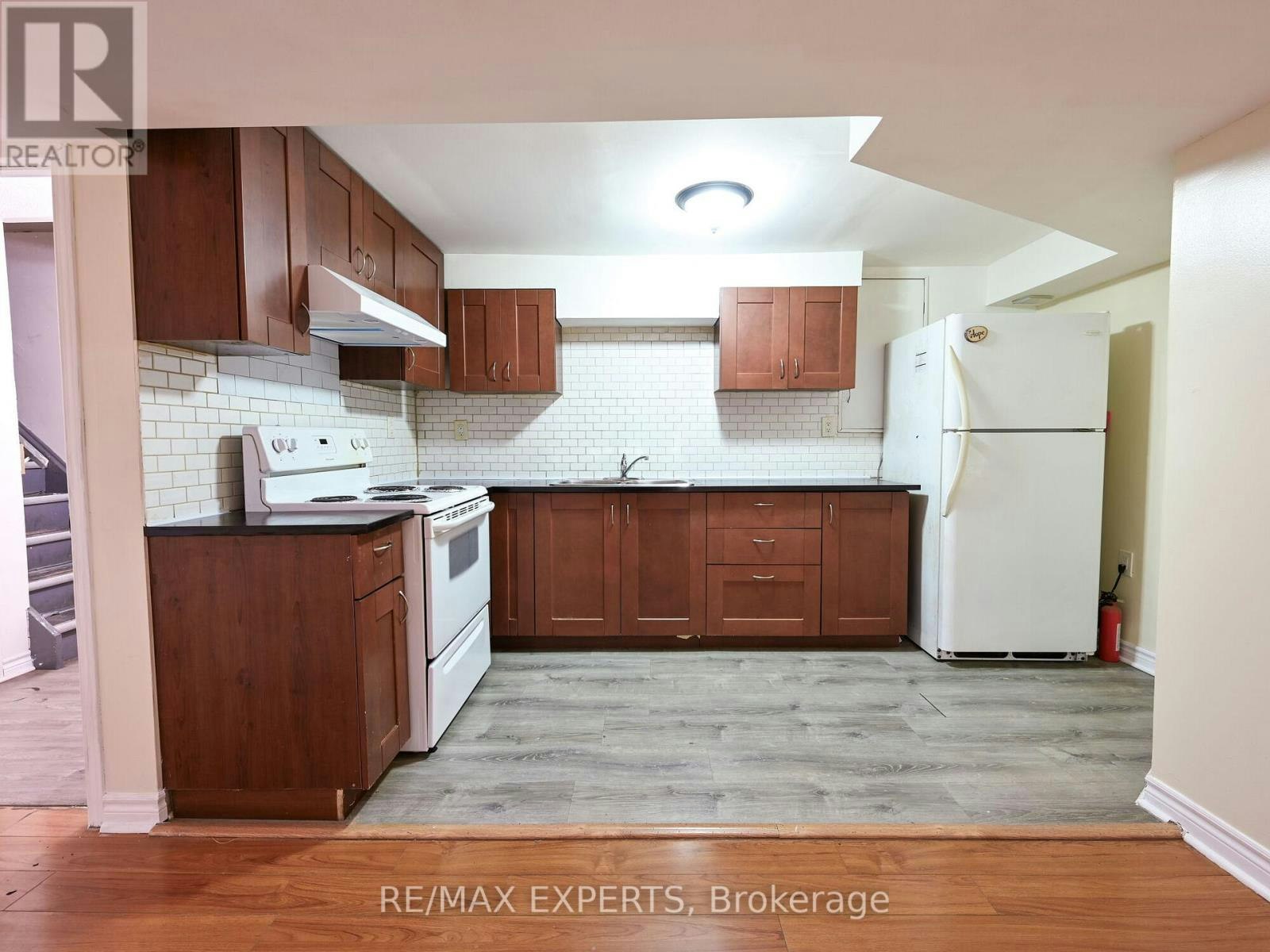 32 Morton Way, Brampton, ON, L6Y 2R7 - 8