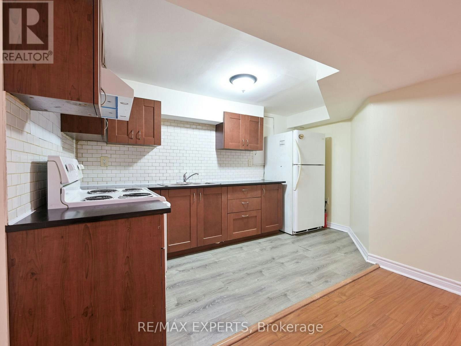 32 Morton Way, Brampton, ON, L6Y 2R7 - 7