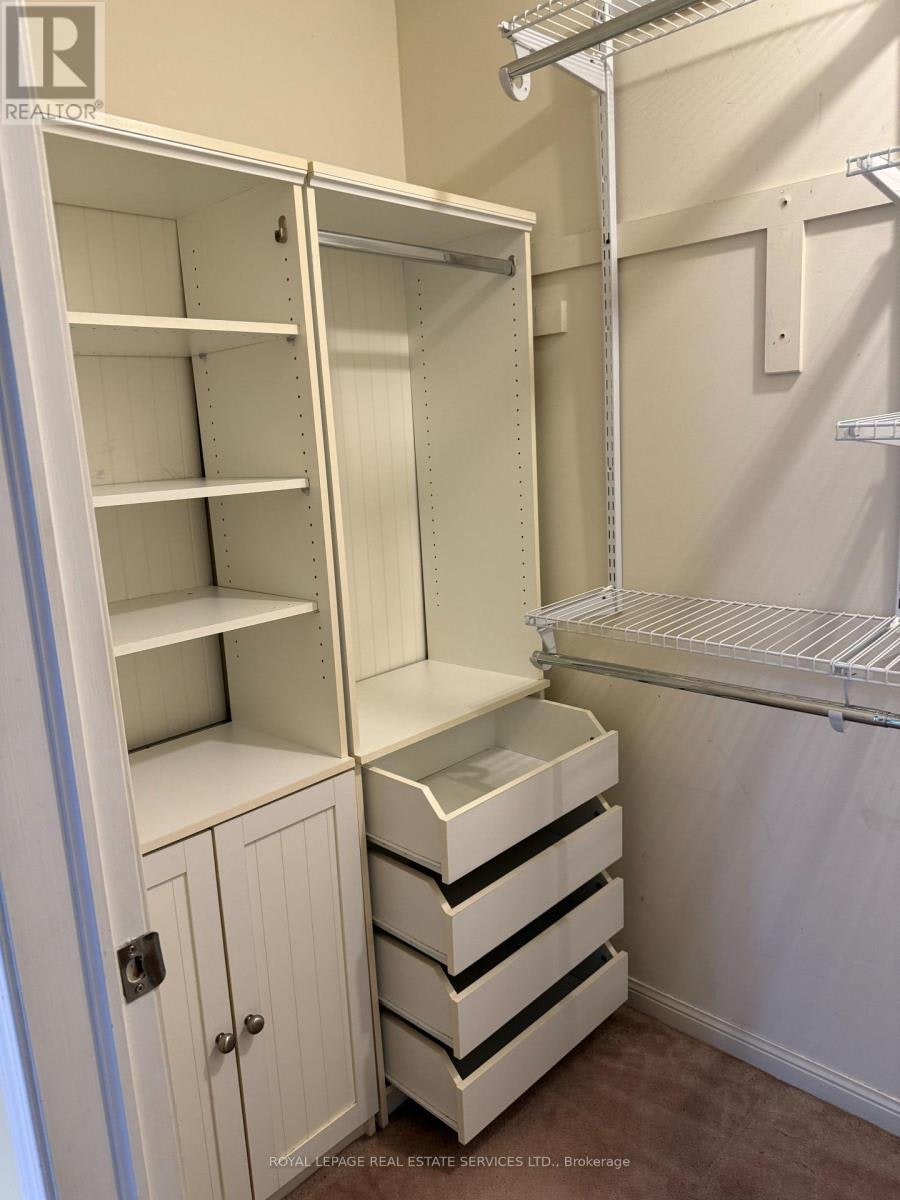 2254 Pathfinder Drive, Burlington, ON, L7L 6L6 - 15