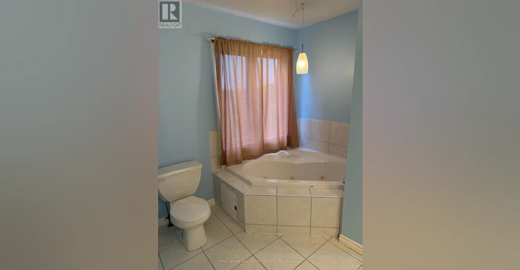 2254 Pathfinder Drive, Burlington, ON, L7L 6L6 - 17