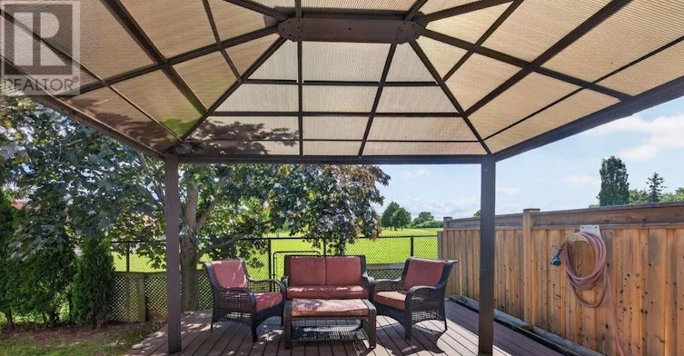 2254 Pathfinder Drive, Burlington, ON, L7L 6L6 - 25