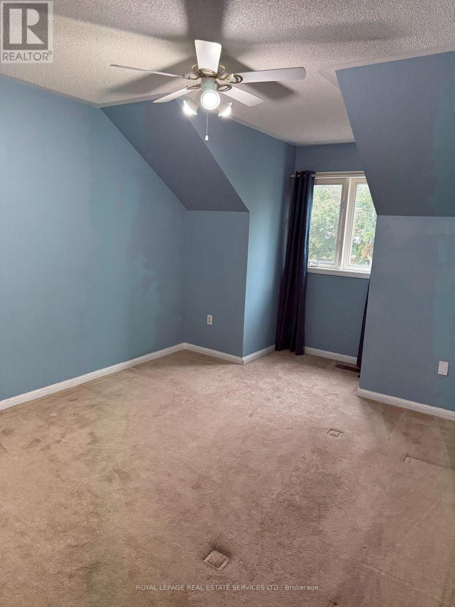 2254 Pathfinder Drive, Burlington, ON, L7L 6L6 - 8