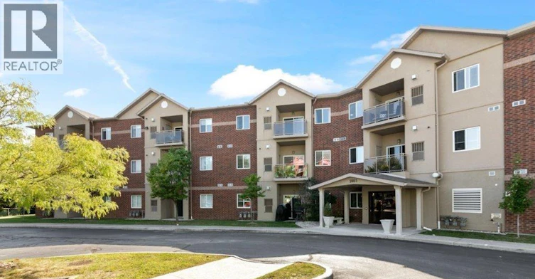 108-1885 Westview Park Boulevard, Lasalle, ON, N9H 2R8