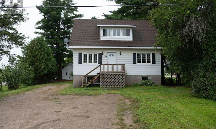 400 Boundary Road E
