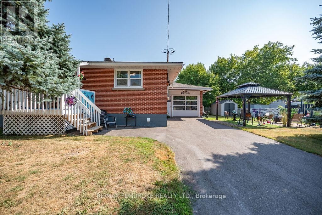 335 Willard Street, Pembroke, ON, K8A 3T8