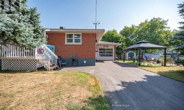 335 Willard Street