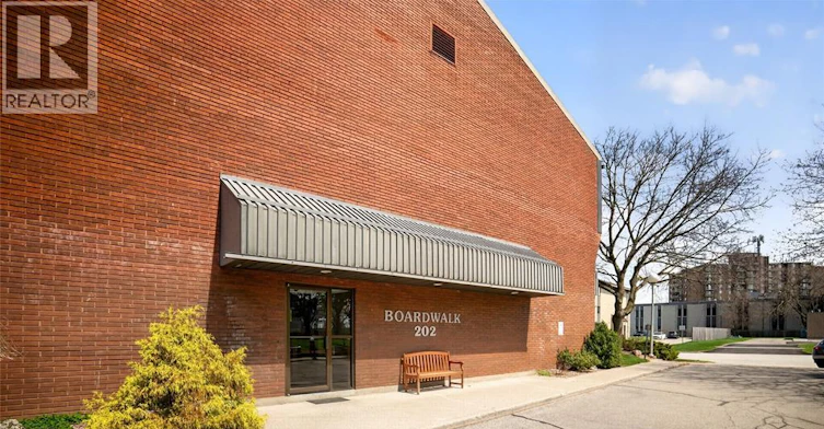306-202 Campus Parkway, Chatham-Kent, ON, N7M 4Y1