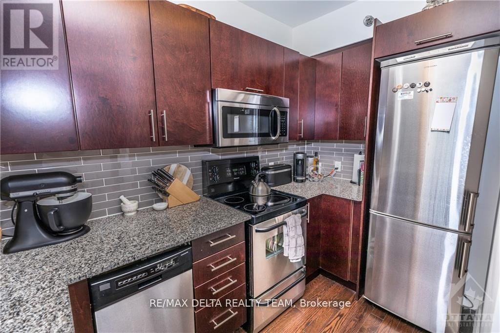 420-300 C Lett Street, Ottawa, ON, K1R 0A8 - 5