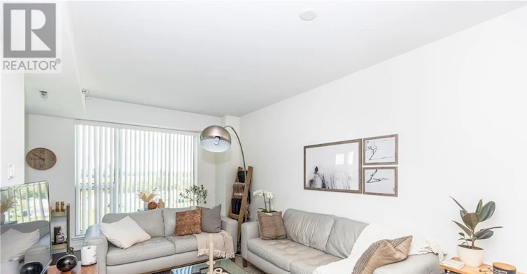 420-300 C Lett Street, Ottawa, ON, K1R 0A8 - 6