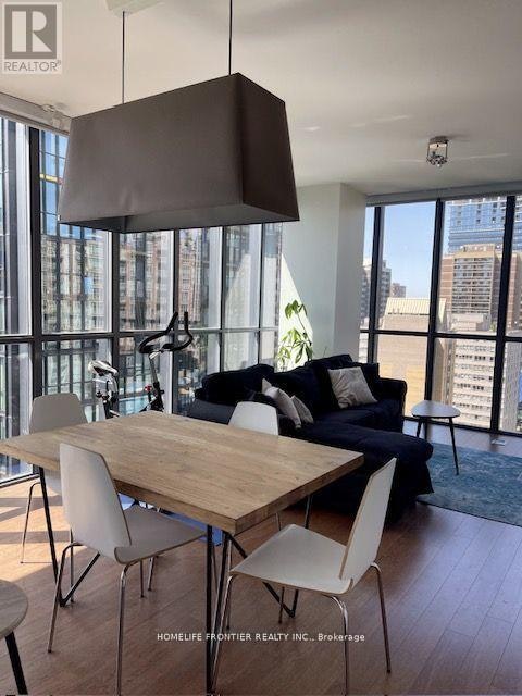 1803-110 Charles Street E, Toronto, ON, M4Y 1T5 - 5