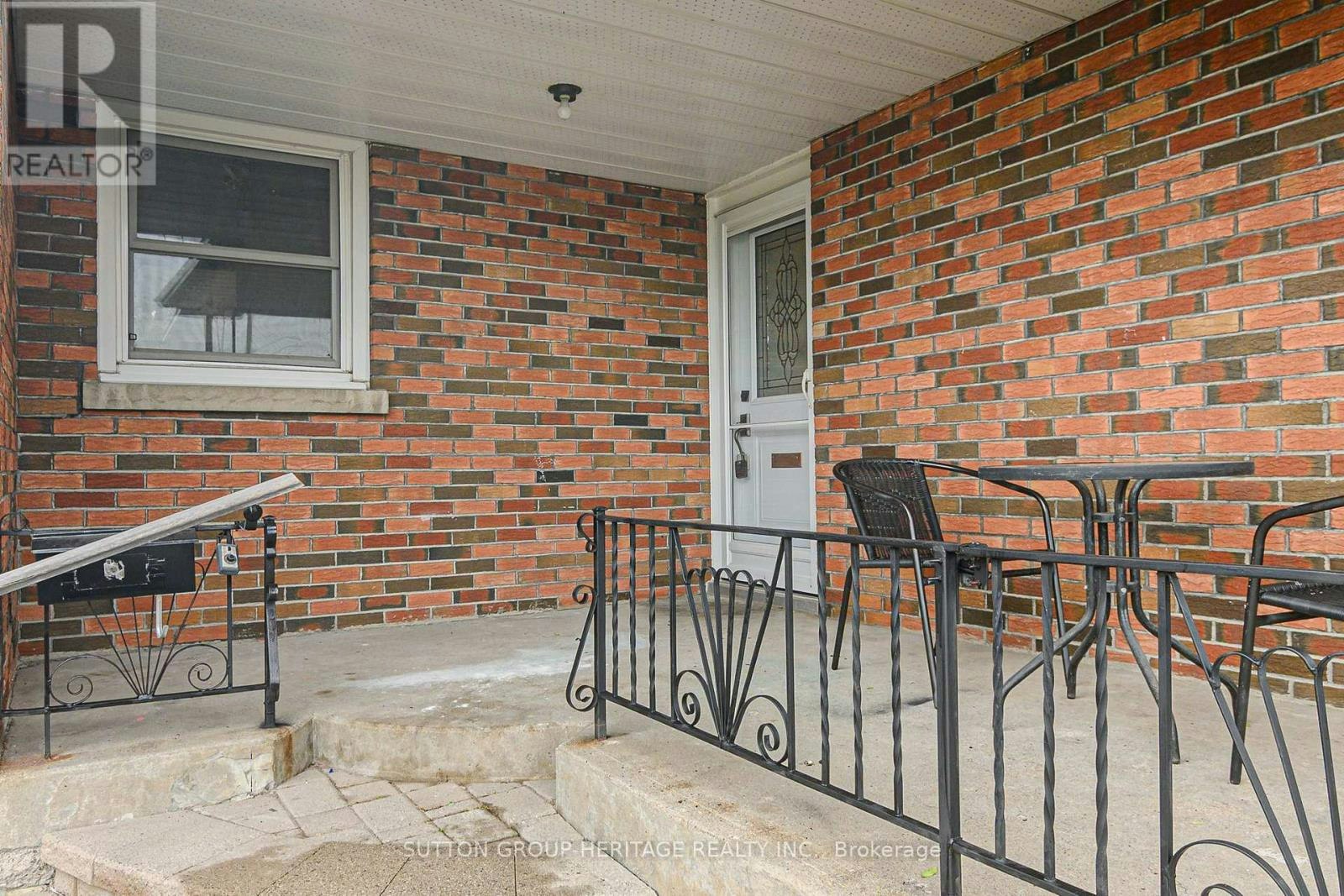 490 Milton Street, Oshawa, ON, L1H 6S5 - 6