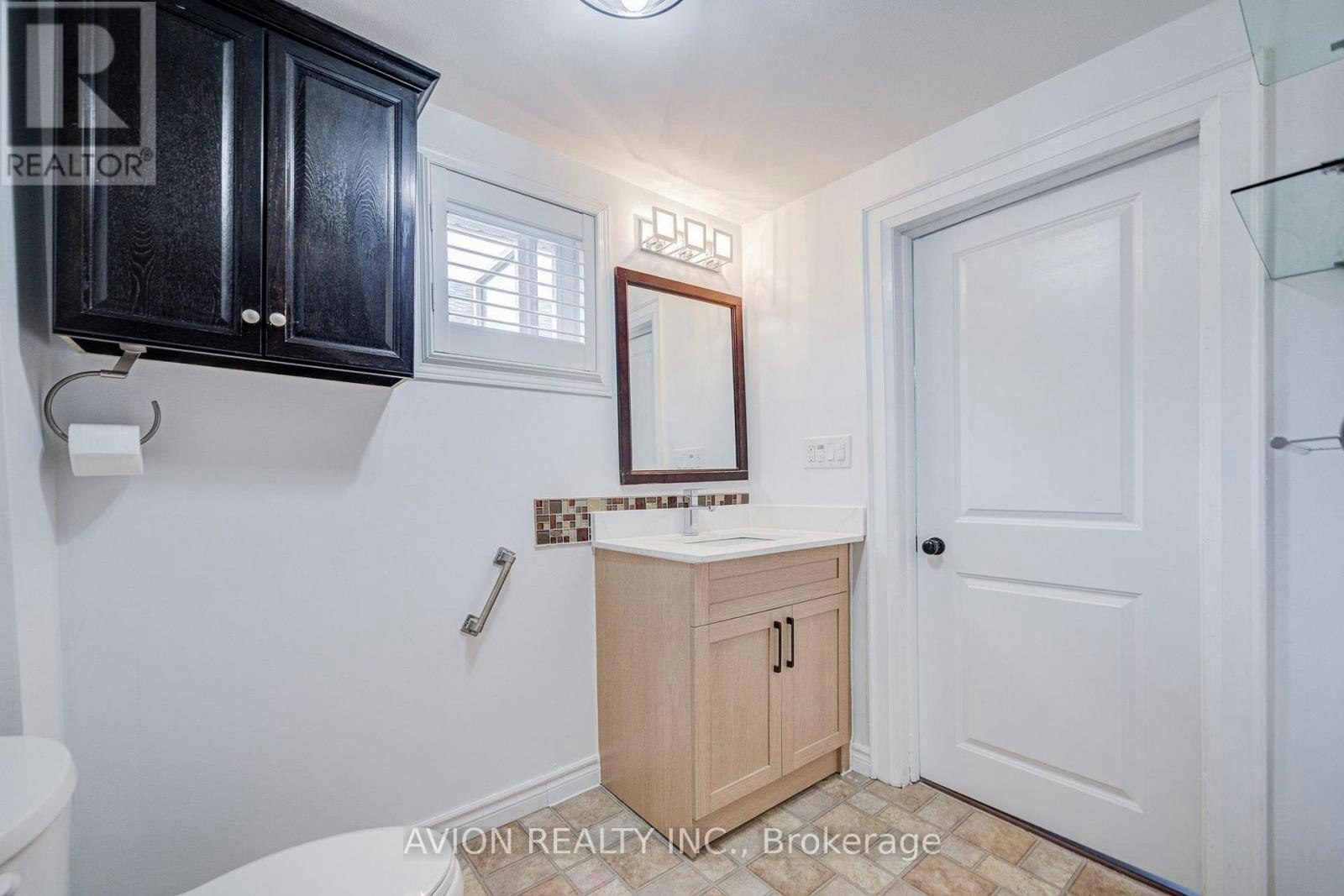 225 Clarke Street, Oshawa, ON, L1H 5G2 - 23