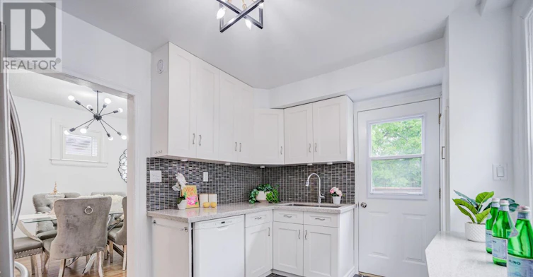 225 Clarke Street, Oshawa, ON, L1H 5G2 - 9