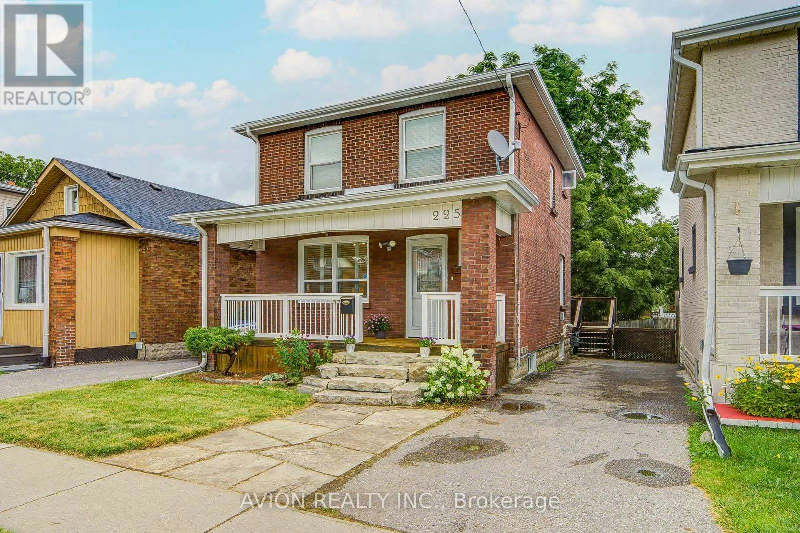 225 Clarke Street, Oshawa, ON, L1H 5G2 - 4