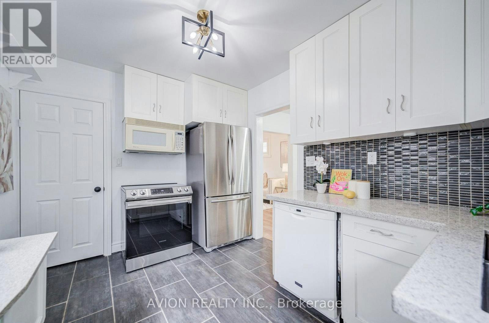 225 Clarke Street, Oshawa, ON, L1H 5G2 - 11