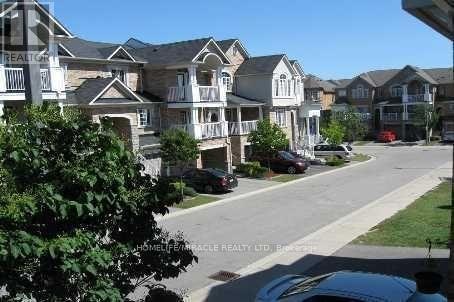 106-601 Shoreline Drive, Mississauga, ON, L5B 4K8