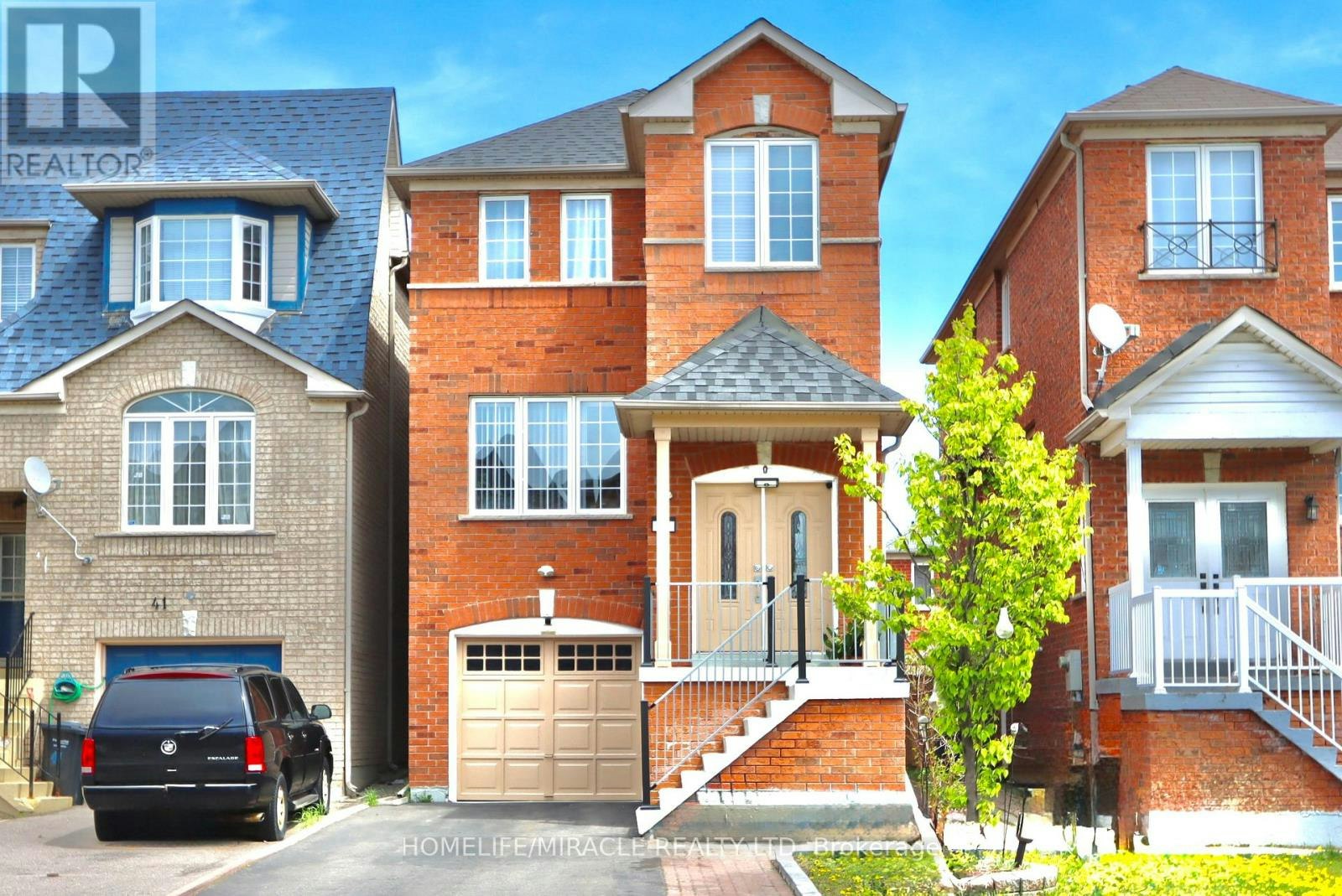 43 Caranci Crescent, Brampton, ON, L6P 1H3