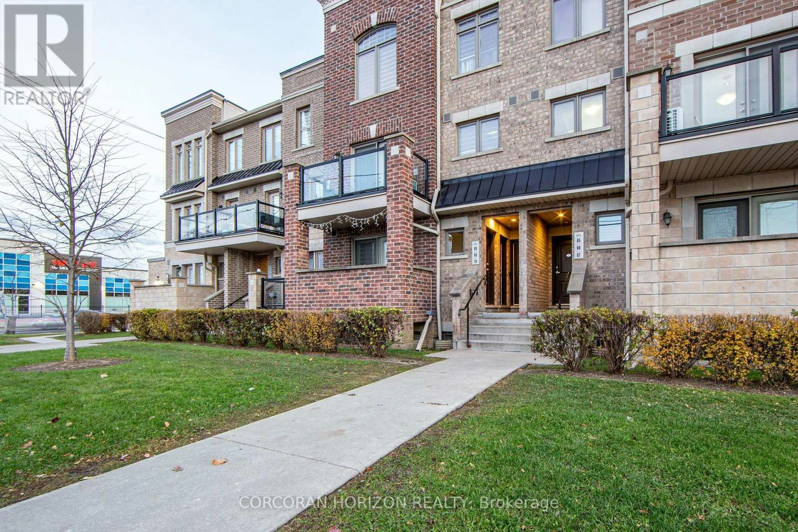 70-2315 Sheppard Avenue W, Toronto, ON, M9M 3A4
