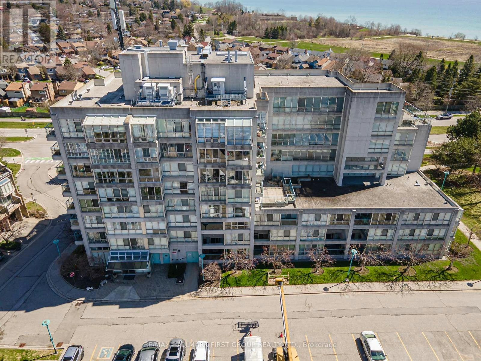 110-25 Cumberland Lane, Ajax, ON, L1S 7K1