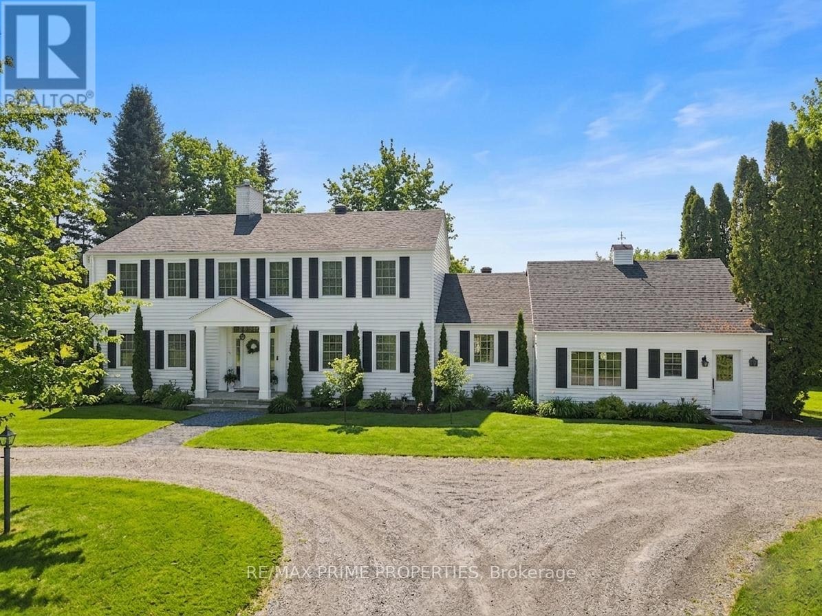 1530 Royal Orchard Drive, Cumberland, ON, K4C 1A9