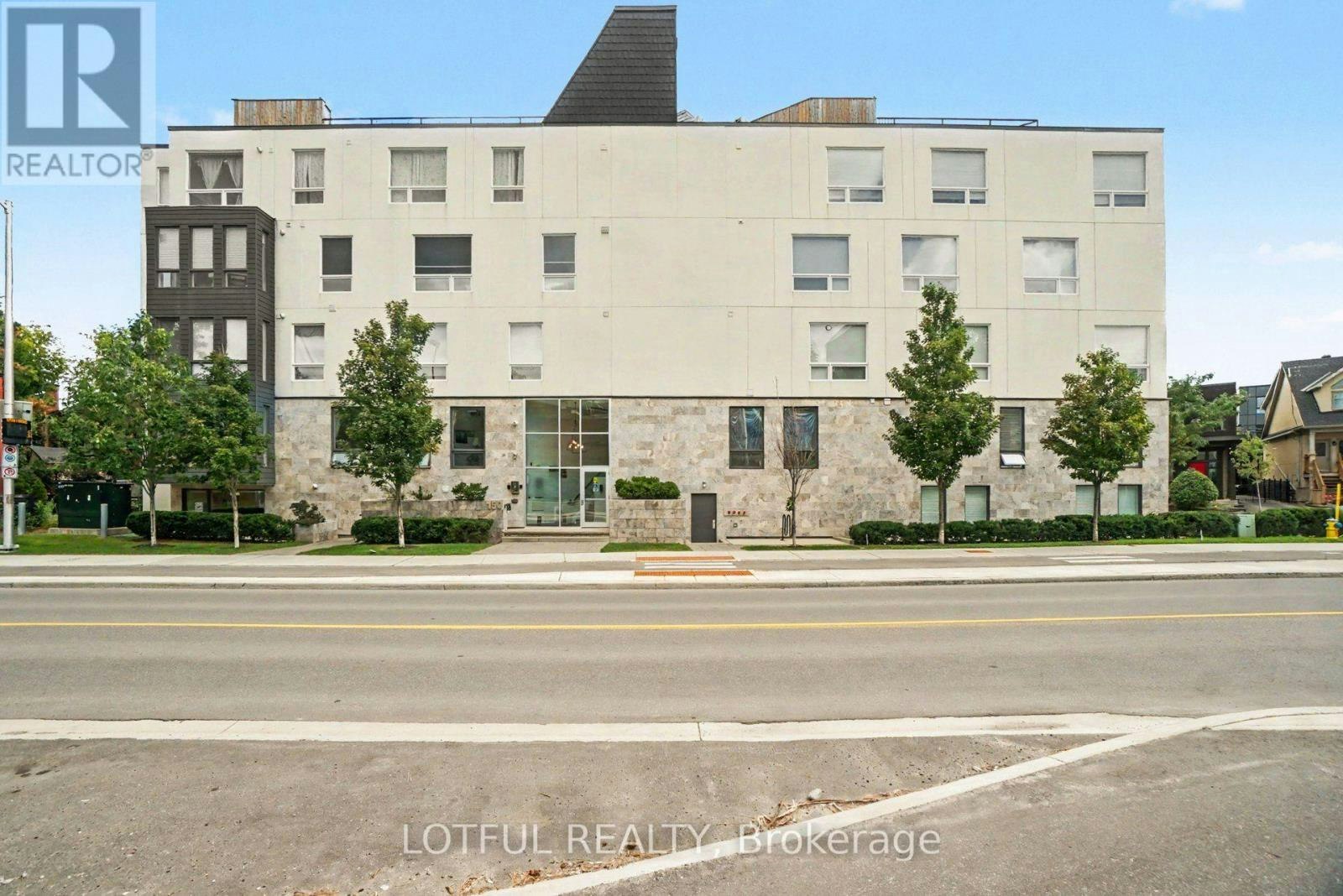 401-150 Greenfield Avenue, Ottawa, ON, K1S 0X8 - 2