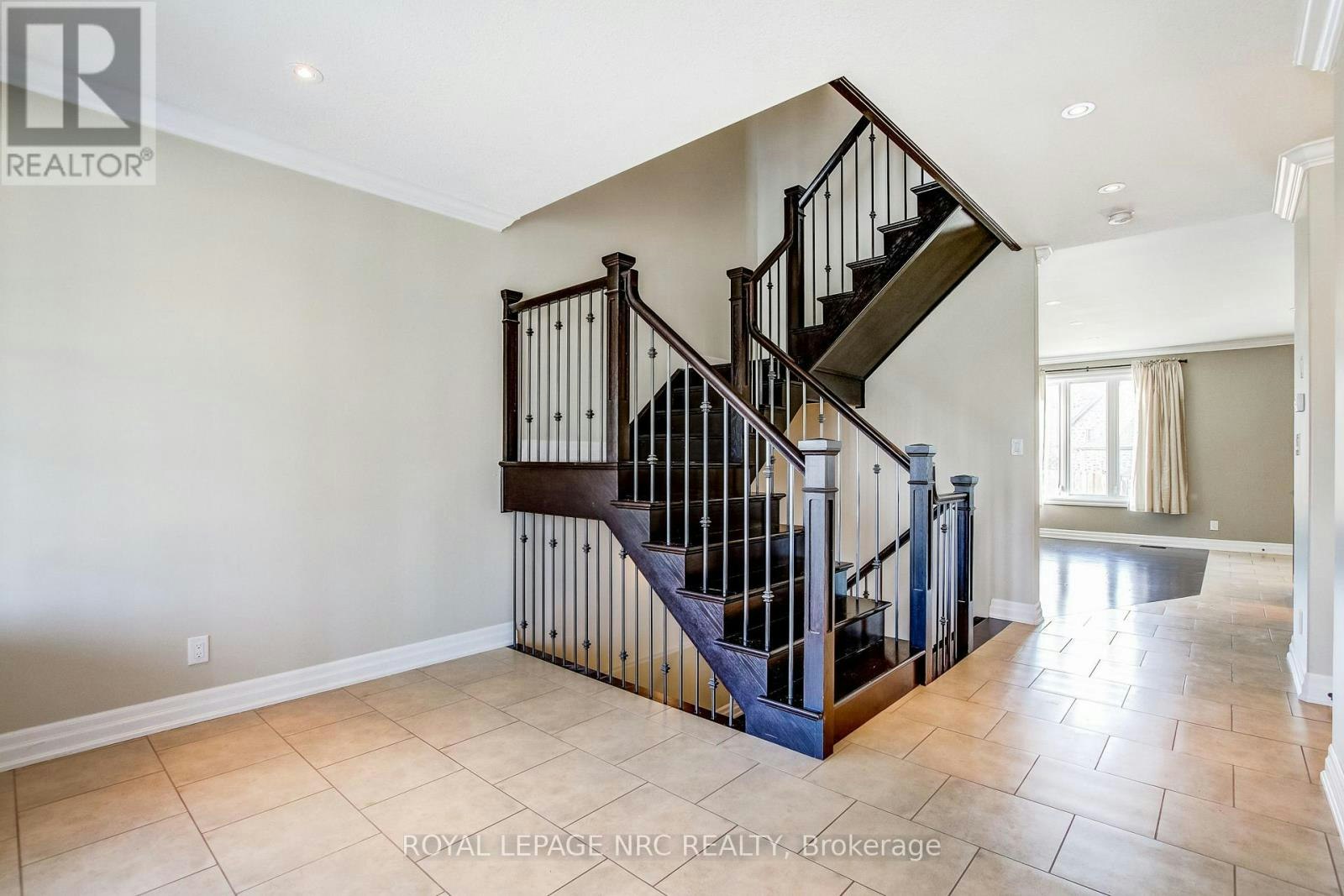 5784 Ironwood Street, Niagara Falls, ON, L2H 0G4 - 3