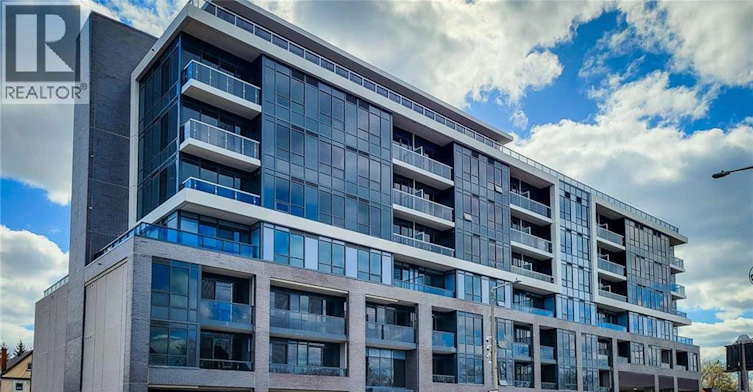 420-415 Main Street W, Hamilton, ON, L3M 1T1