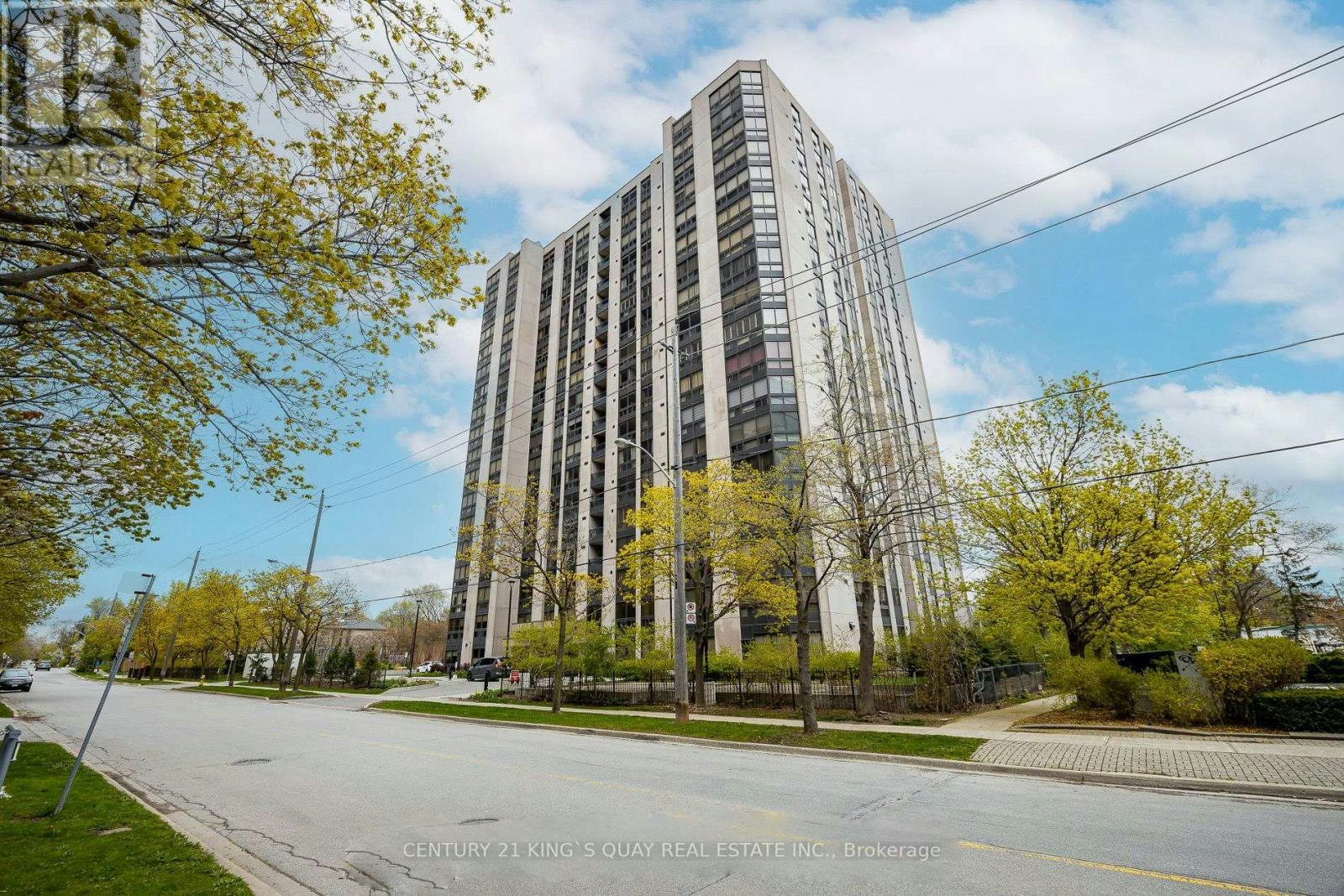 1702-5 Kenneth Avenue, Toronto, ON, M2N 6M7